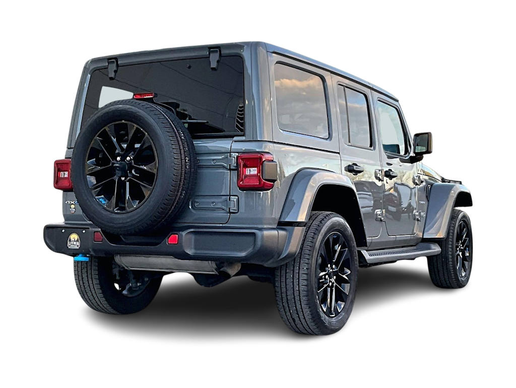 Thumbnail: 2023 Jeep Wrangler - 23