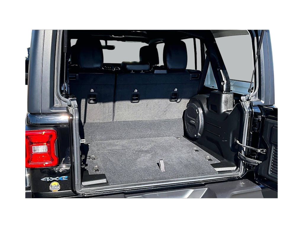 Thumbnail: 2023 Jeep Wrangler - 18
