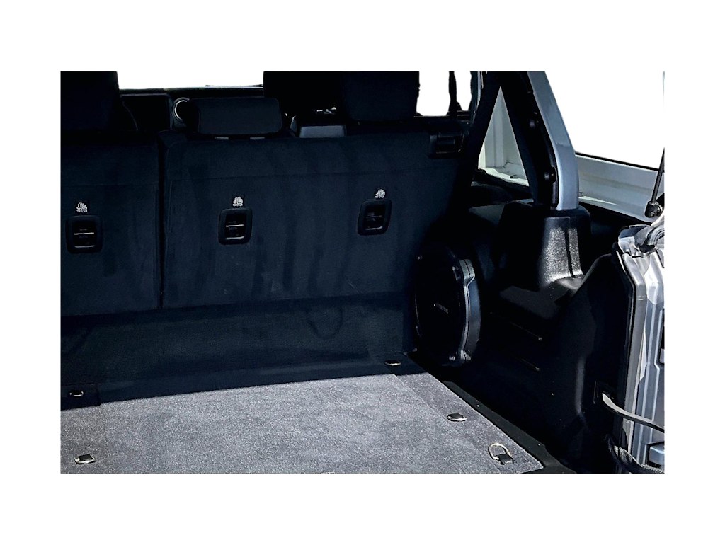 Thumbnail: 2021 Jeep Wrangler - 18