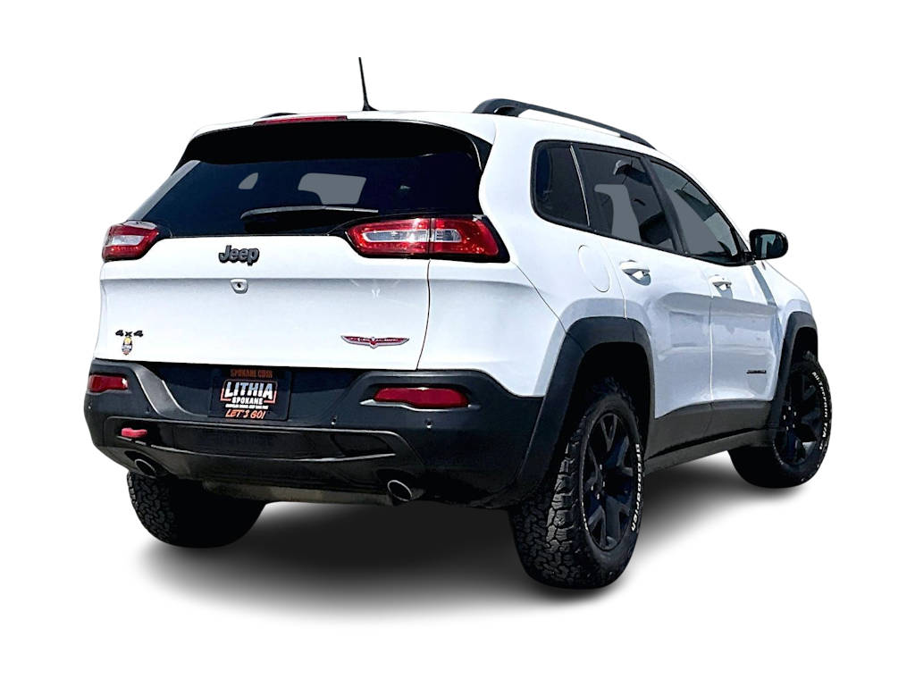 Thumbnail: 2018 Jeep Cherokee - 24