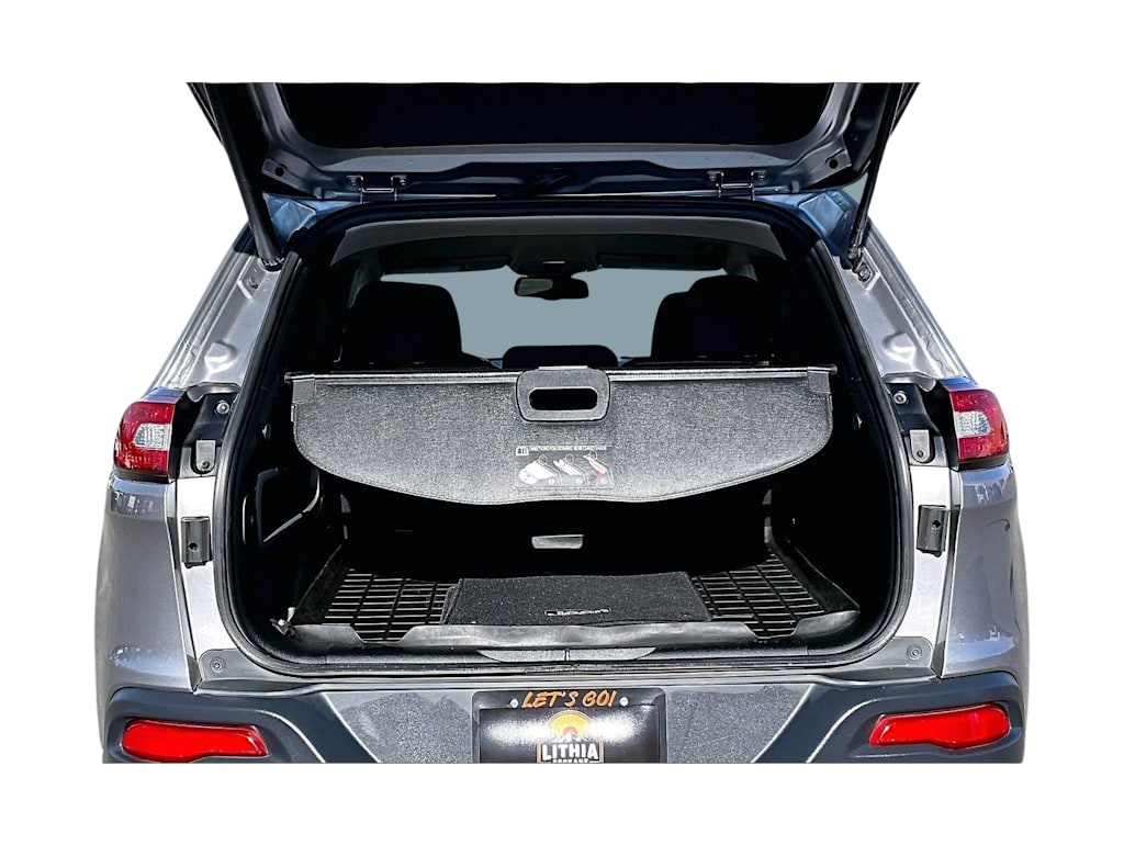 Thumbnail: 2017 Jeep Cherokee - 17