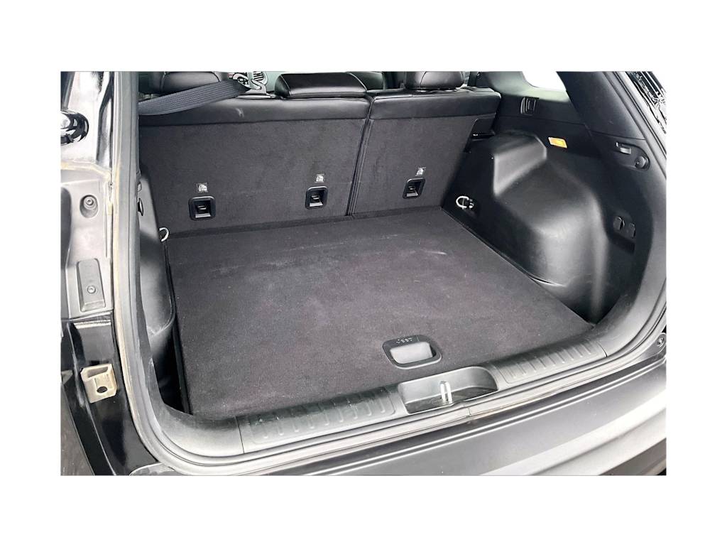 Thumbnail: 2023 Jeep Cherokee - 18