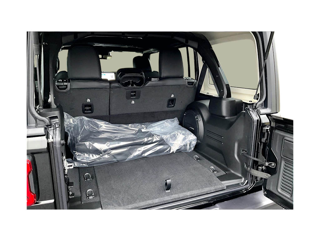 Thumbnail: 2026 Jeep Wrangler - 18