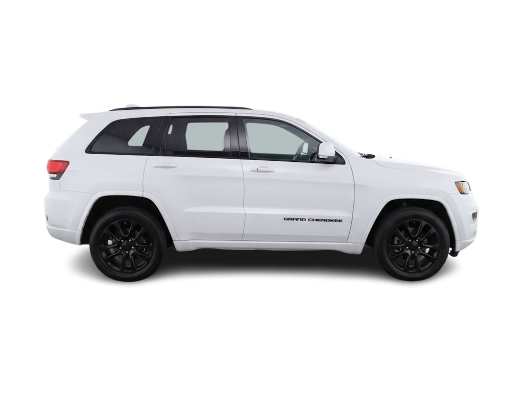 Thumbnail: 2020 Jeep Grand Cherokee - 12