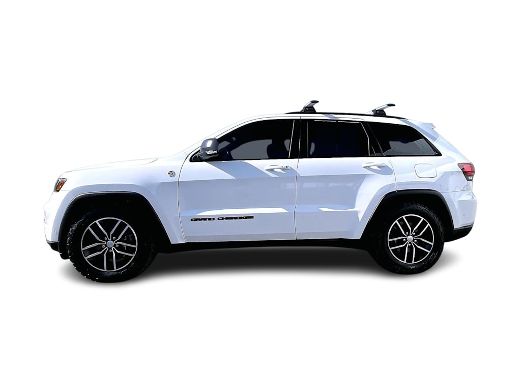 Thumbnail: 2020 Jeep Grand Cherokee - 3