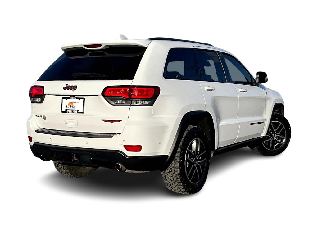 Thumbnail: 2017 Jeep Grand Cherokee - 24