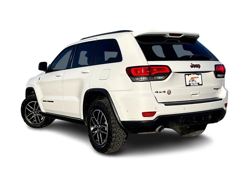 Thumbnail: 2017 Jeep Grand Cherokee - 4