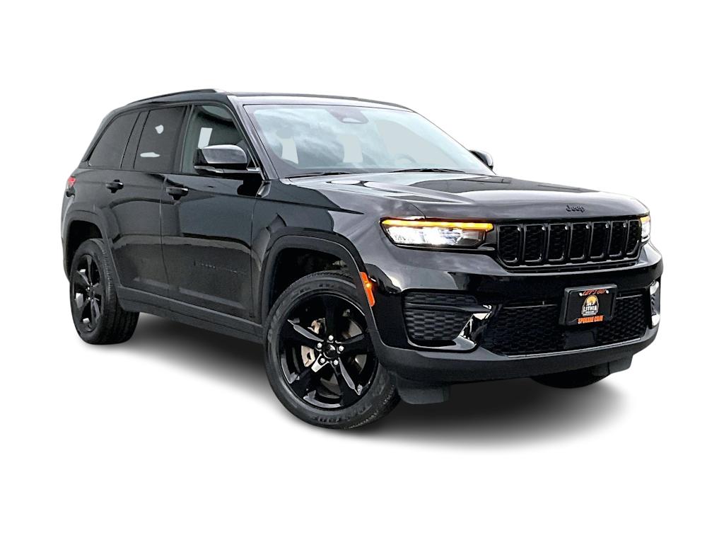 Thumbnail: 2023 Jeep Grand Cherokee - 23