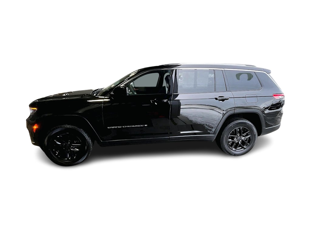 Thumbnail: 2023 Jeep Grand Cherokee L - 3