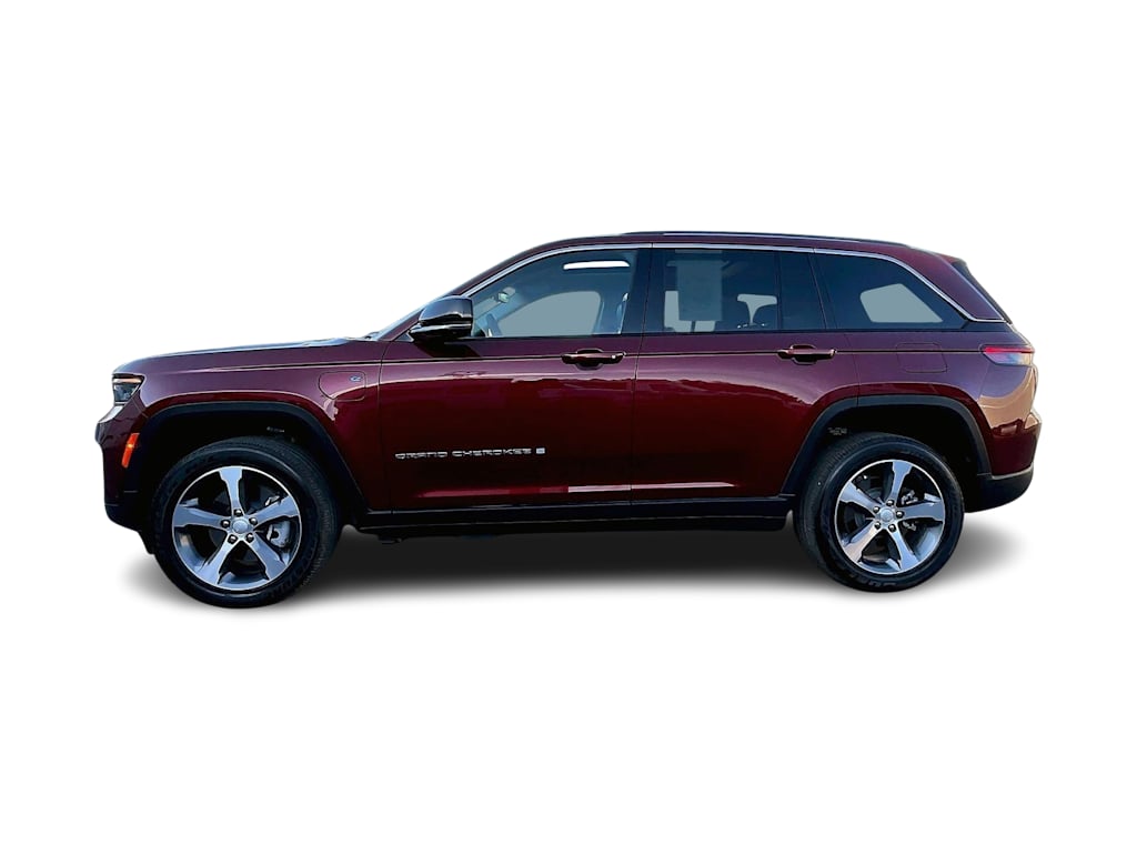Thumbnail: 2023 Jeep Grand Cherokee - 3