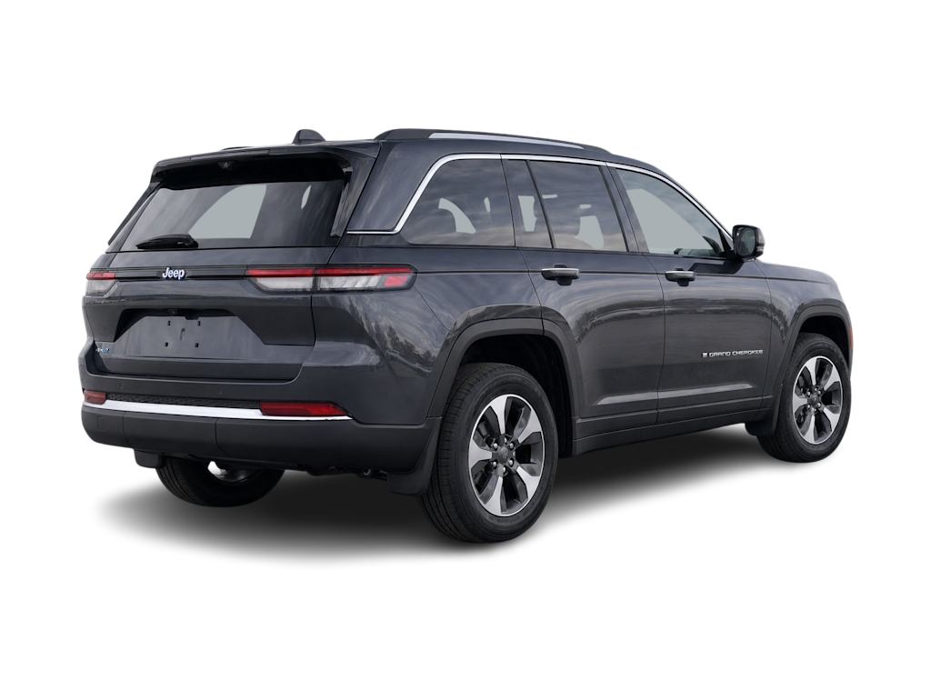 Thumbnail: 2023 Jeep Grand Cherokee - 8