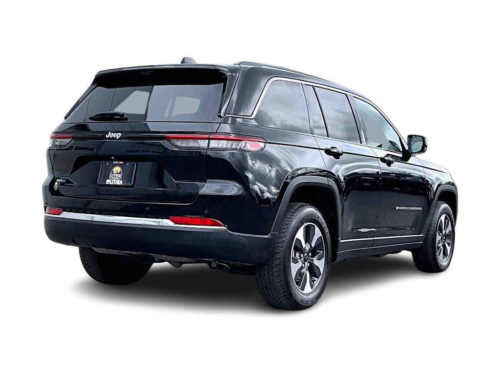 Thumbnail: 2022 Jeep Grand Cherokee - 24