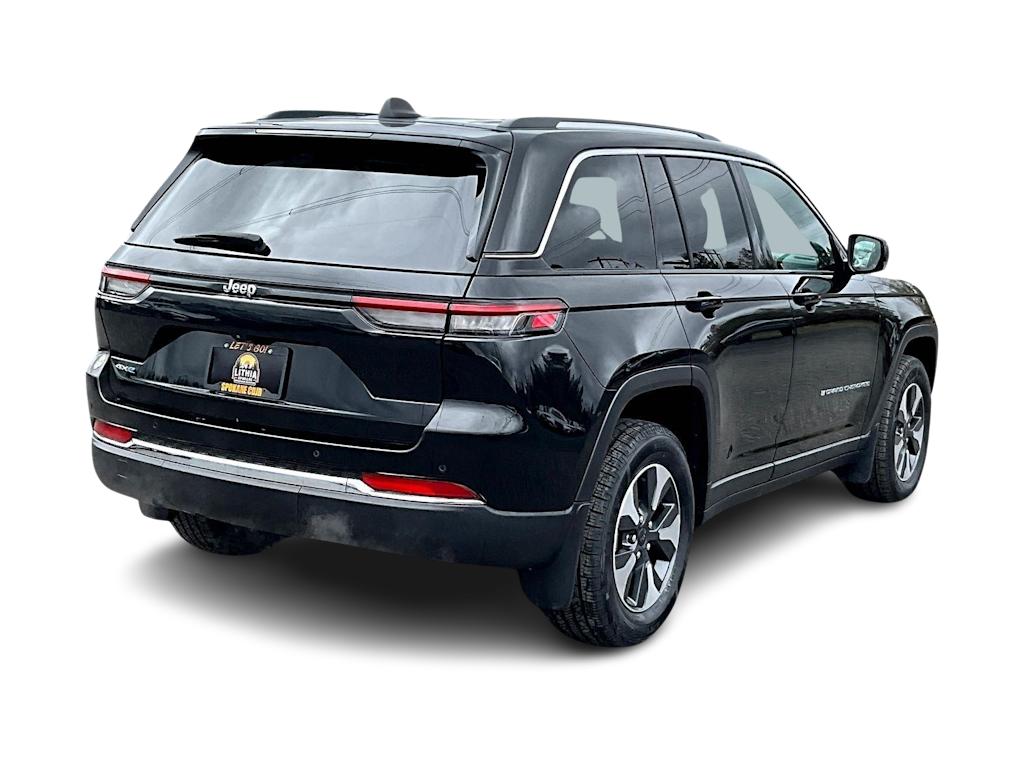 Thumbnail: 2022 Jeep Grand Cherokee - 23