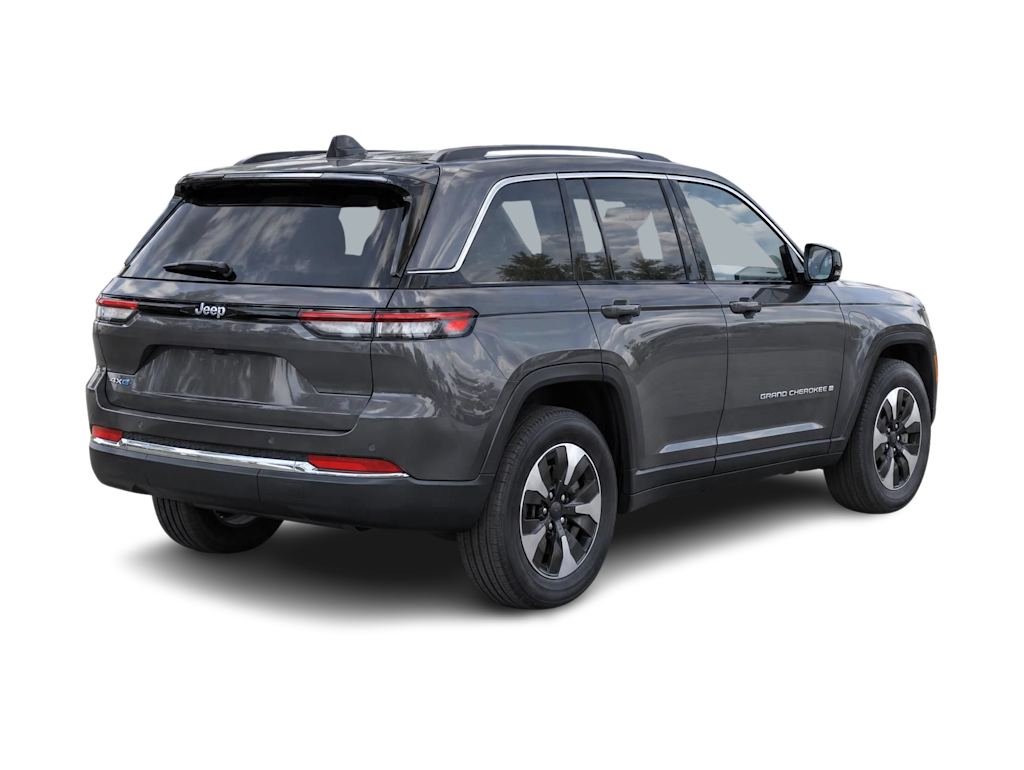 Thumbnail: 2023 Jeep Grand Cherokee - 7