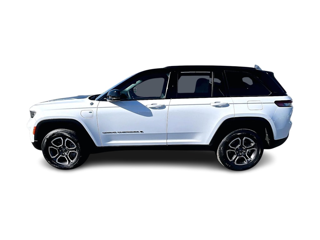 Thumbnail: 2022 Jeep Grand Cherokee - 3