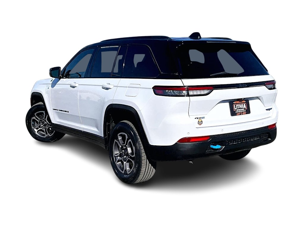 Thumbnail: 2022 Jeep Grand Cherokee - 4