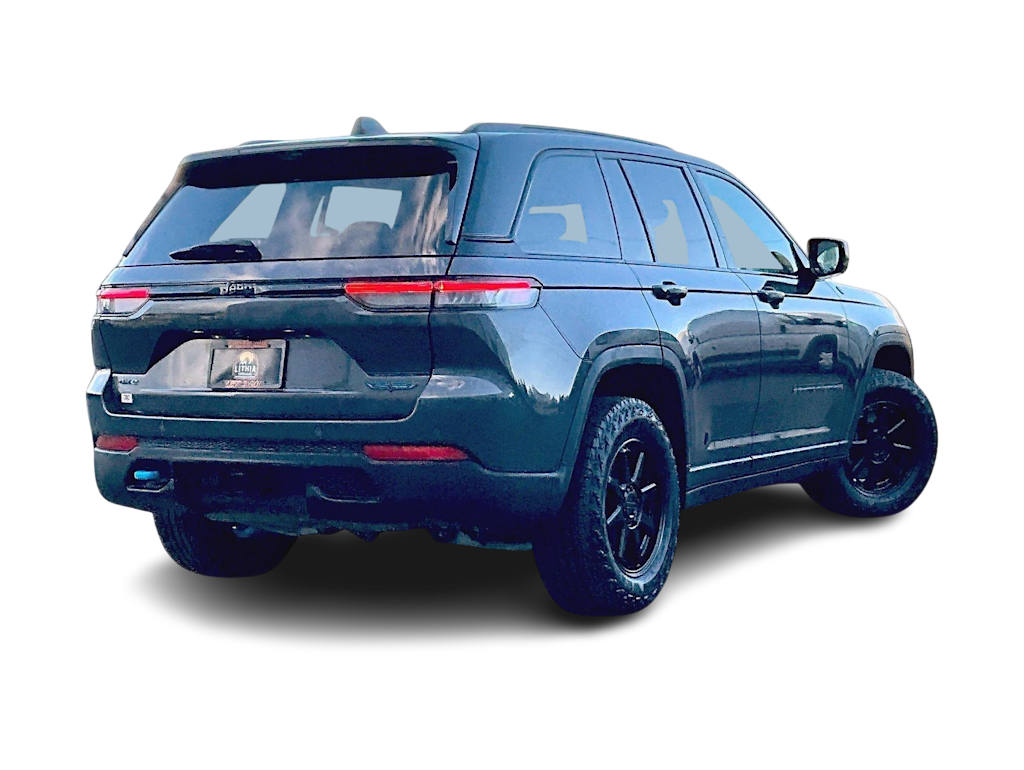 Thumbnail: 2025 Jeep Grand Cherokee - 23