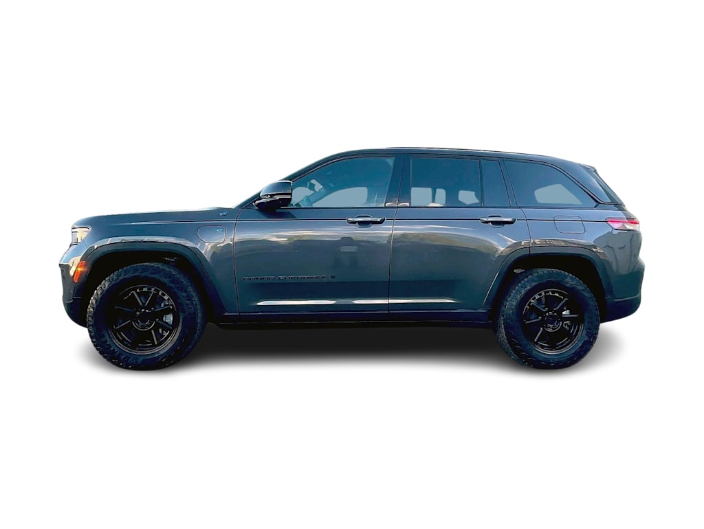 Thumbnail: 2025 Jeep Grand Cherokee - 3