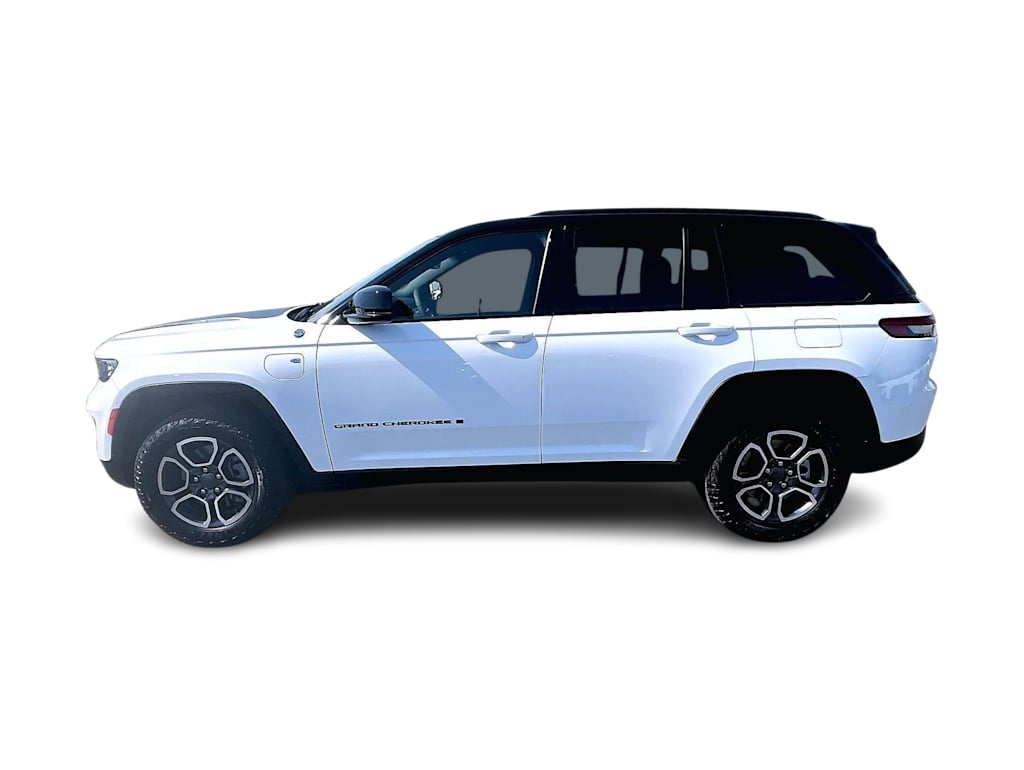 Thumbnail: 2022 Jeep Grand Cherokee - 3