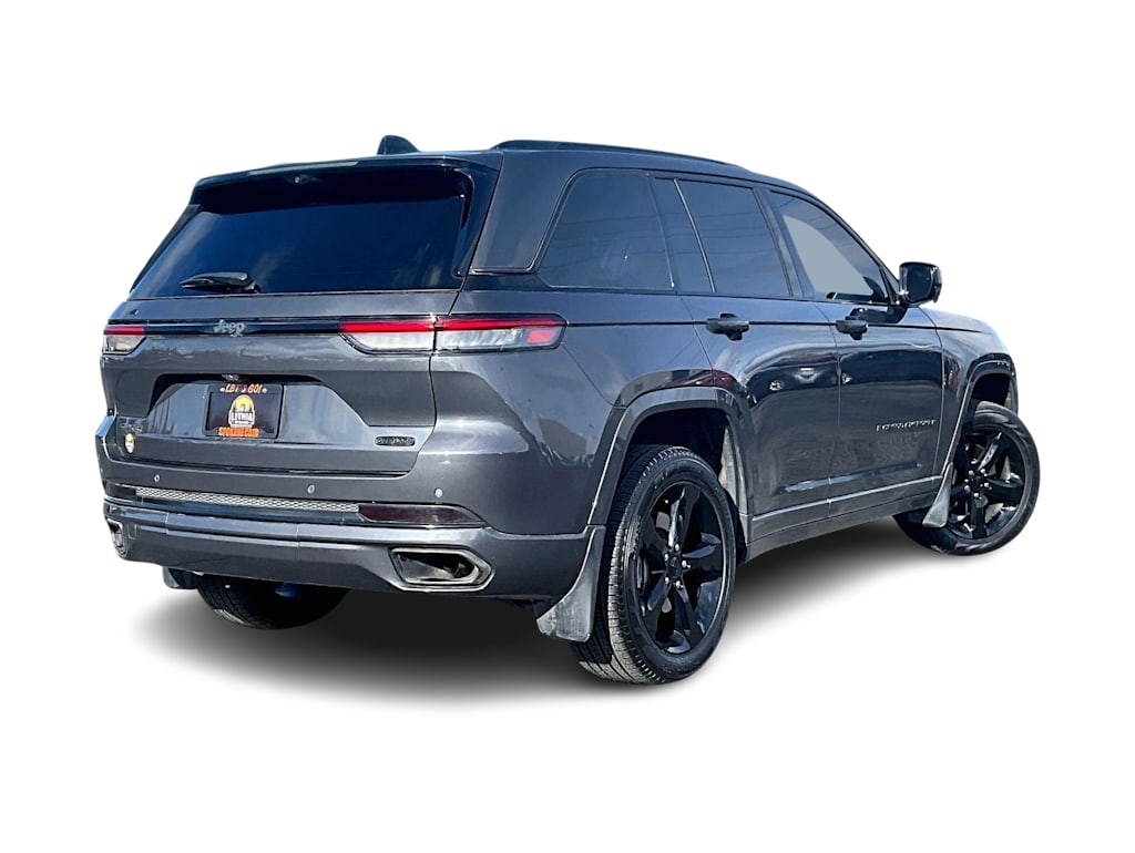 Thumbnail: 2023 Jeep Grand Cherokee - 23