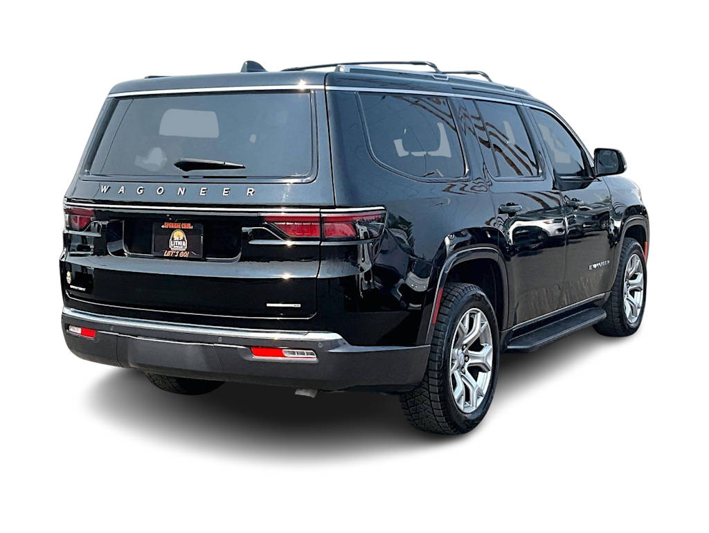 Thumbnail: 2022 Jeep Wagoneer - 23