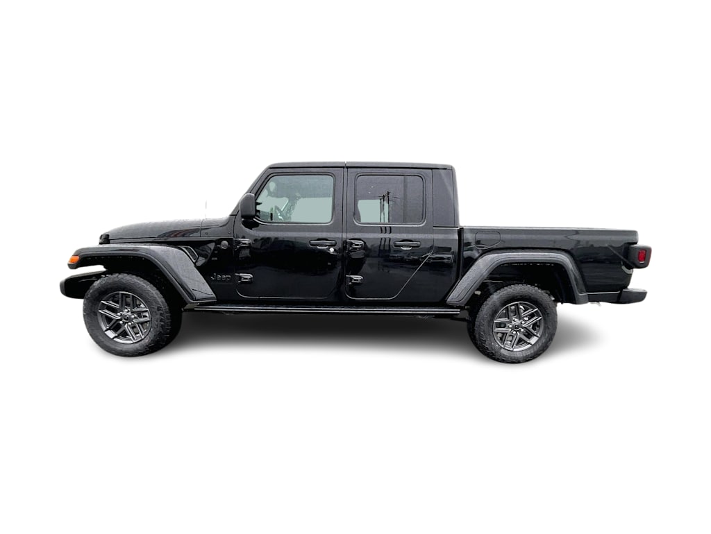 Thumbnail: 2026 Jeep Gladiator - 3