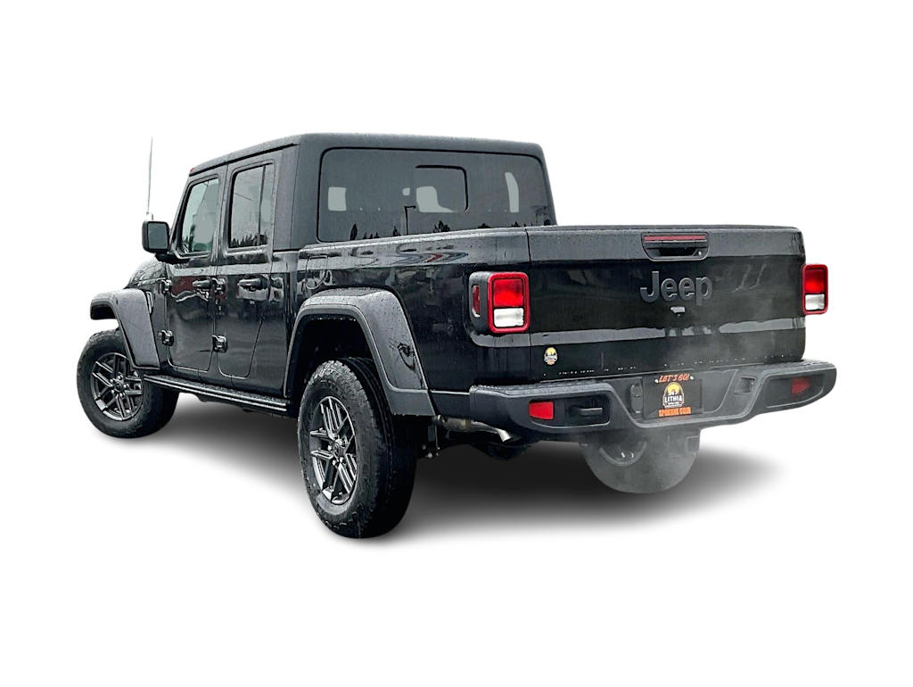 Thumbnail: 2026 Jeep Gladiator - 4