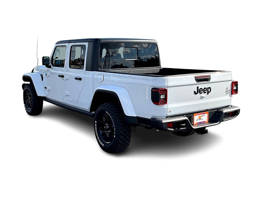 Thumbnail: 2025 Jeep Gladiator - 4