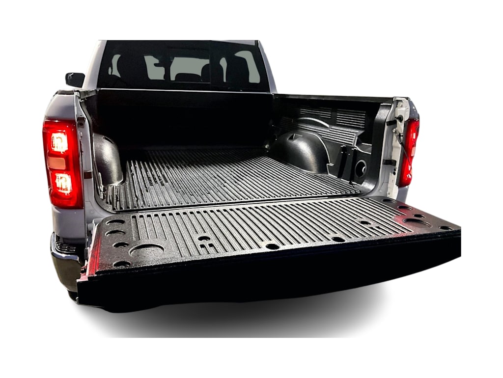 Thumbnail: 2025 RAM 1500 - 18