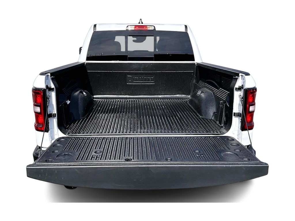 Thumbnail: 2026 RAM 1500 - 18