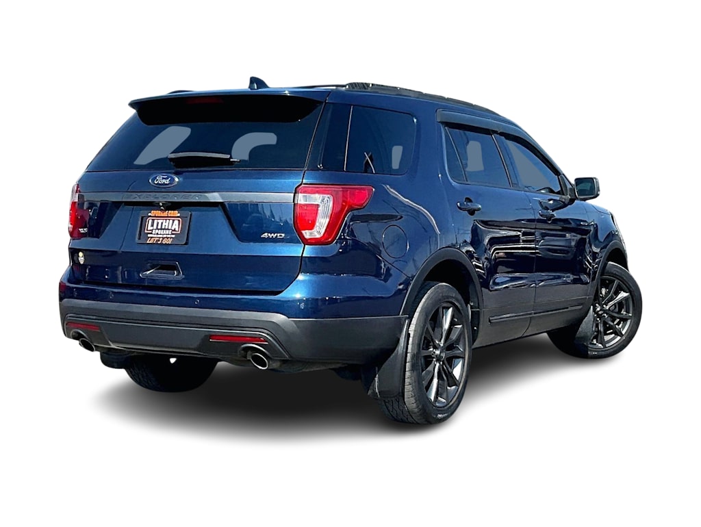 Thumbnail: 2017 Ford Explorer - 24