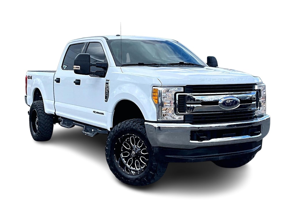 Thumbnail: 2017 Ford F-350 - 23