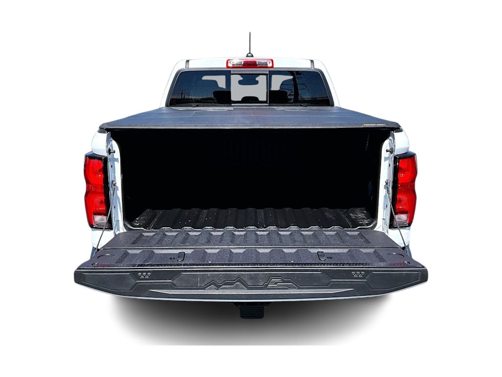 Thumbnail: 2023 Chevrolet Colorado - 18