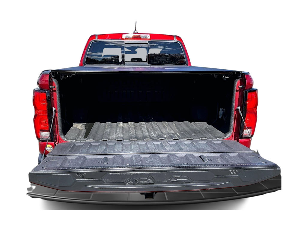 Thumbnail: 2023 Chevrolet Colorado - 17
