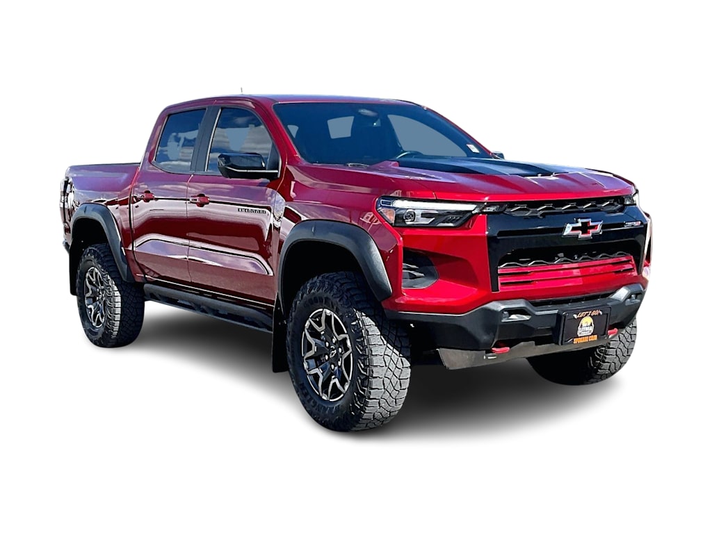 Thumbnail: 2023 Chevrolet Colorado - 22