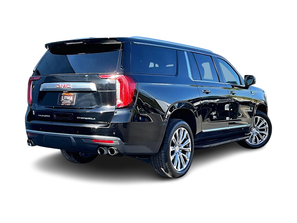 Thumbnail: 2022 GMC Yukon XL - 23