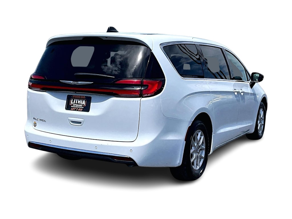 Thumbnail: 2024 Chrysler Pacifica - 23