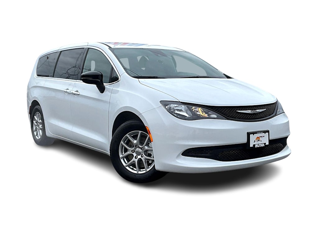 Thumbnail: 2025 Chrysler Voyager - 22