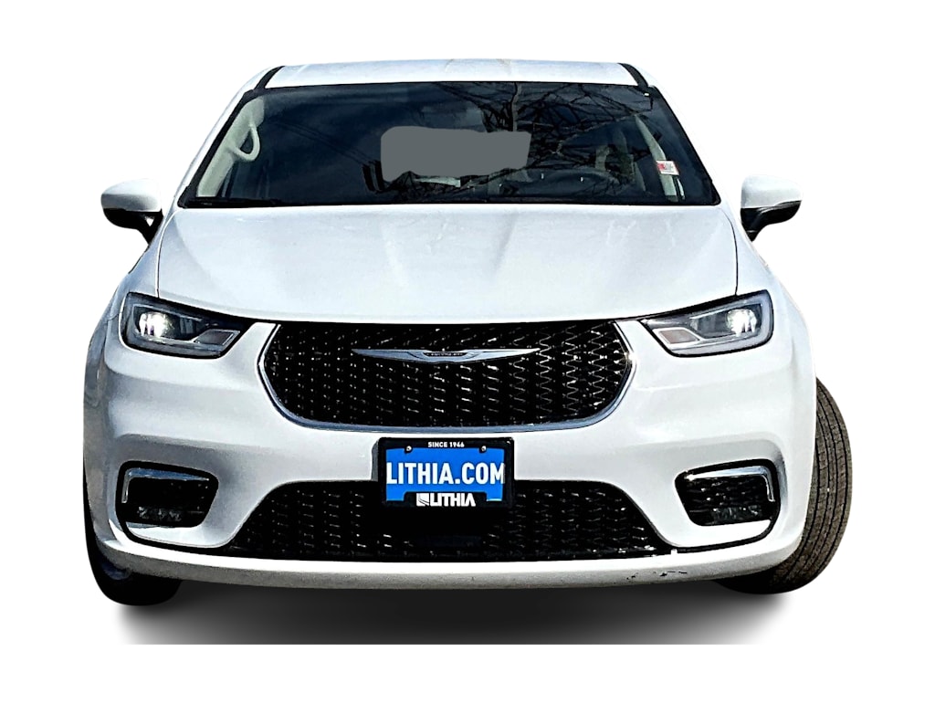 Thumbnail: 2023 Chrysler Pacifica - 5