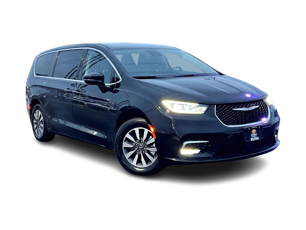 Thumbnail: 2024 Chrysler Pacifica - 22