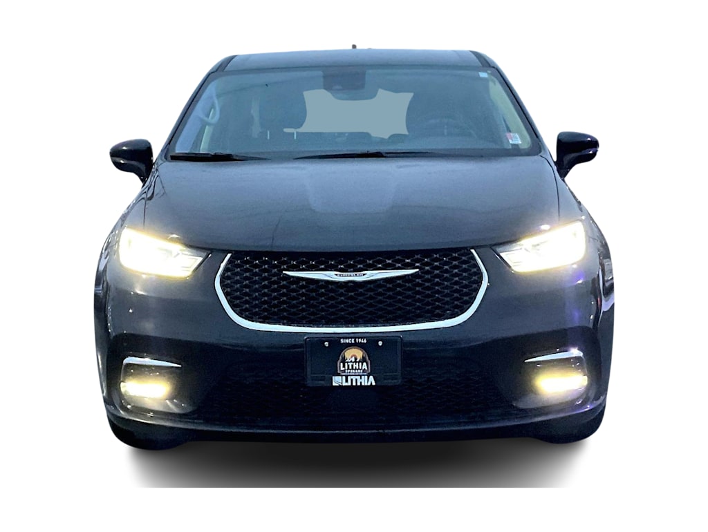 Thumbnail: 2024 Chrysler Pacifica - 6