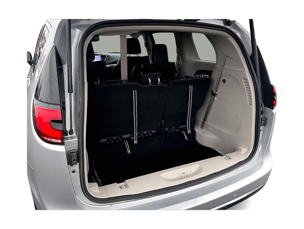 Thumbnail: 2024 Chrysler Pacifica - 18