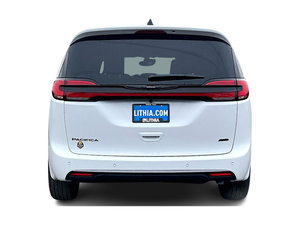 Thumbnail: 2026 Chrysler Pacifica - 5