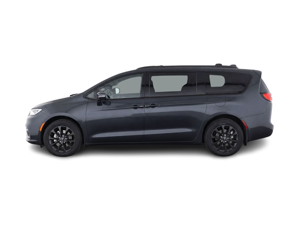 Thumbnail: 2021 Chrysler Pacifica - 2
