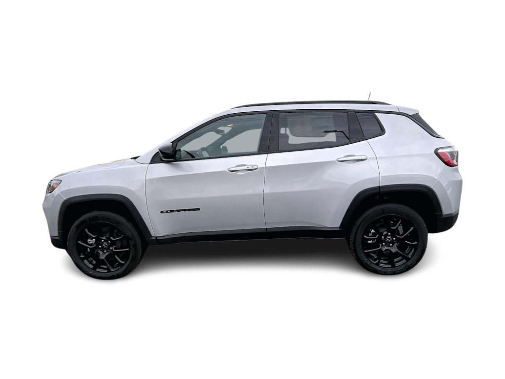 Thumbnail: 2026 Jeep Compass - 3