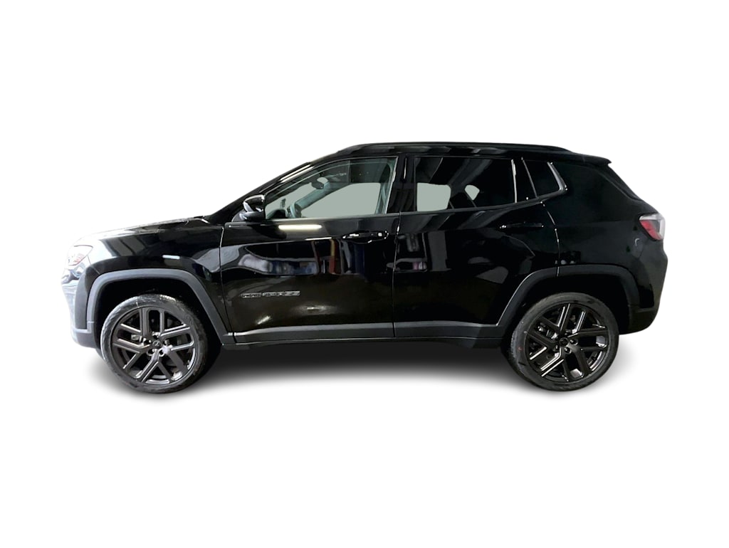 Thumbnail: 2026 Jeep Compass - 3