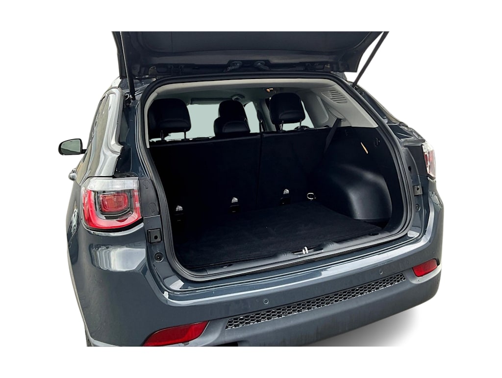 Thumbnail: 2018 Jeep Compass - 18