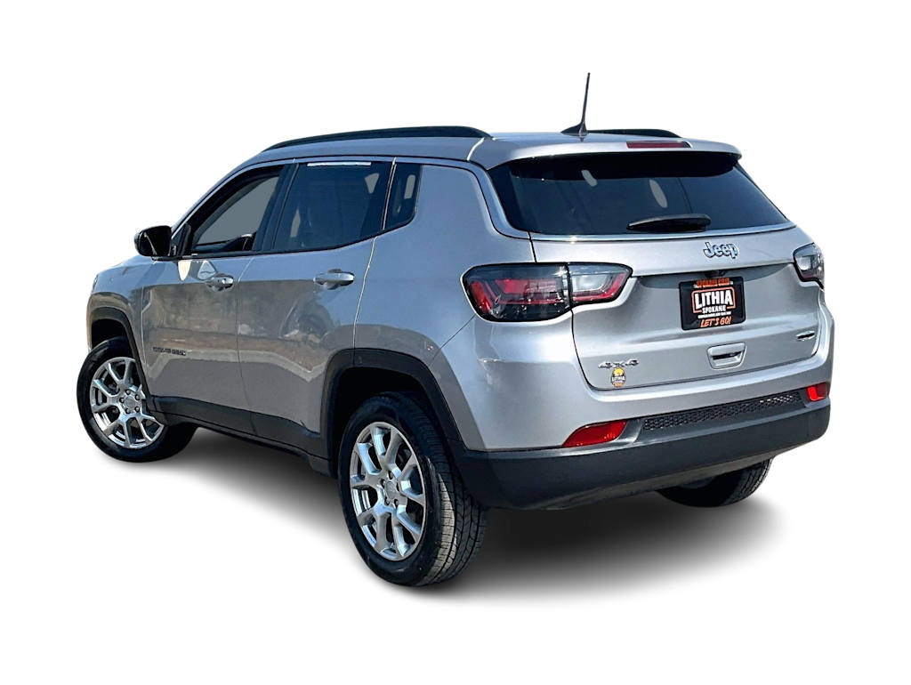 Thumbnail: 2022 Jeep Compass - 4