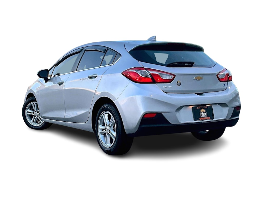 Thumbnail: 2018 Chevrolet Cruze - 4