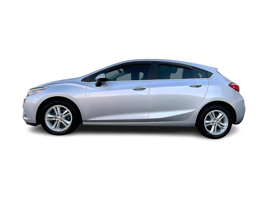 Thumbnail: 2018 Chevrolet Cruze - 3
